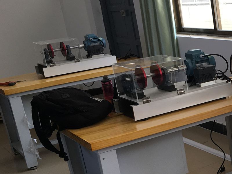 PT300 MACHINERY SING Simulator - LITE 